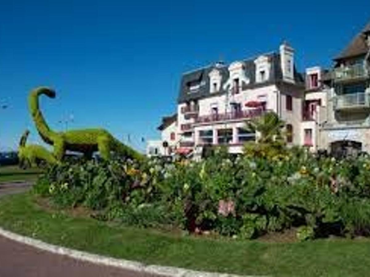 En Front De A Face Au Casino, 2p Equipe Avec Parking Privatif - Fr-1-712-14 Apartment *