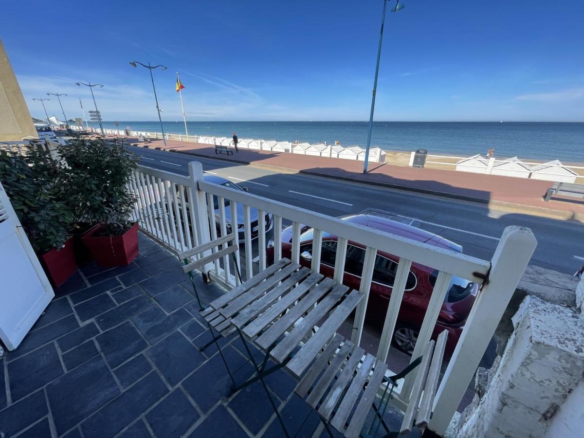 Apartment En Front De A Face Au Casino, 2p Equipe Avec Parking Privatif - Fr-1-712-14 Villers-sur-Mer